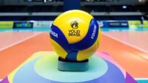 Bola de vôlei profissional usada em jogos da Superliga C.