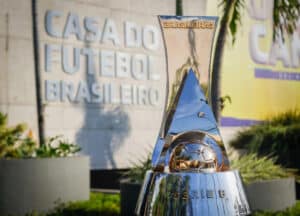 Troféu do Brasileirão Série B.