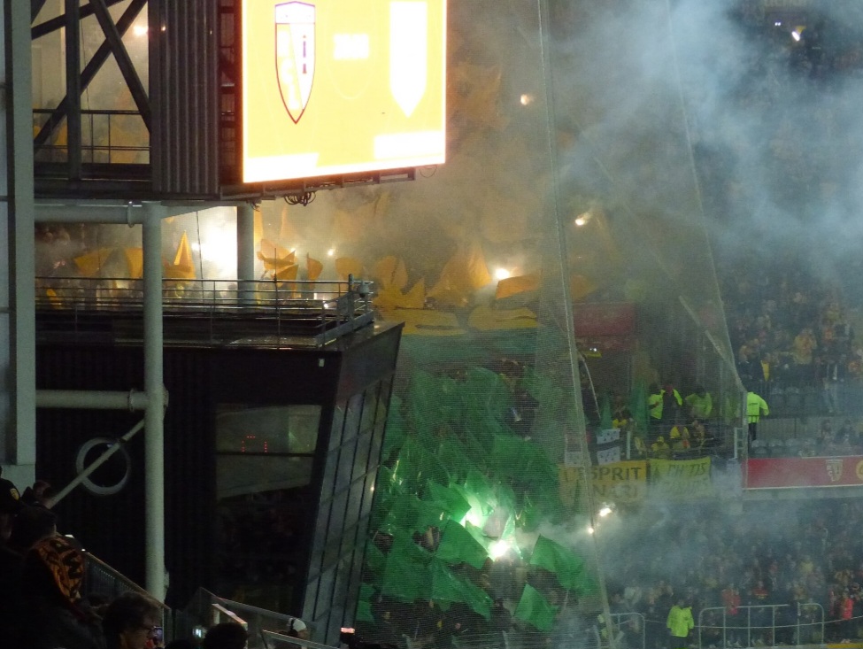 O futebol francês à beira do colapso: Como a ganância dos direitos de TV destruiu a Ligue 1 13 1000475187