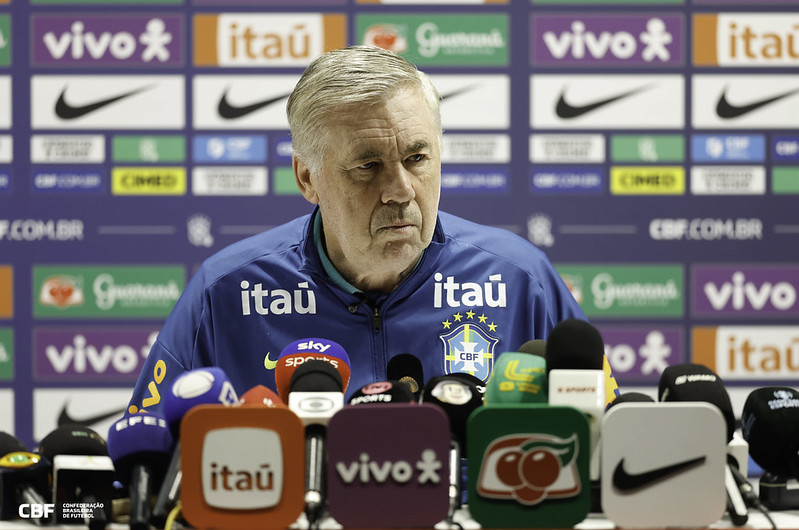 Ancelotti, técnico, não brasileiro, da seleção canarinho